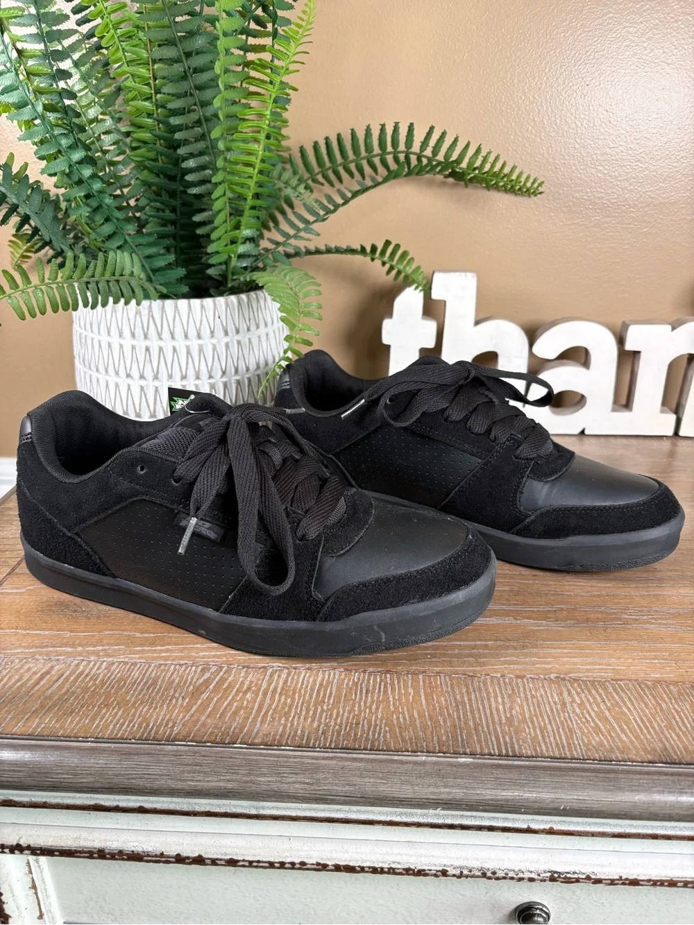 No Fear - Shift Skate Shoe Size 10 Black Brand New